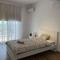 Sunny Rooms
