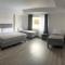 Hotel The MIRROR - Corferias - Vive Claro