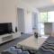 View Street Apartment Car park 650m to shops