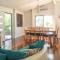 Archies Beach Abode