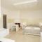Room in BB - BB Balconi Sul Mare Suite with hydromassage faro Bianco