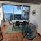 Grand studio mezzanine avec vue mer, parking et climatisation à deux pas de la calanque de la Cron - FR-1-100-319