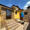 Beautiful & Secured yellow House for 2 - Center of Osu