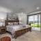 BRAND NEW! Outstanding Luxury Lakefront Lodge with Free Amenities