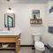 Luxury Lakefront Villa w/ FREE kayaks, pools, shuffleboard, Mini golf and more!