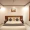 Hotel De Clark Luxury Airport Hotel near Delhi IGI Airport T3 with Free WiFi & 24x7 Check-in