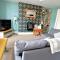 Driftwood Apartment