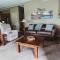 Spacious condo for 6 on Golf course, Pool Pass - Bellaire