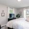 Cozy 4BR 3BA Home 1.2 Mi Walk to ND - ساوث بند