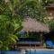 Easy Surf Camp