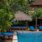 Easy Surf Camp