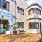 Studio in Camps Bay - 40m from beach