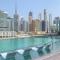Glamorous 2 Bedroom Apartment I Panoramic Views - Business Bay I Free Wi-fi, Parking, Gym and Pool I by Meerak - Dubaj