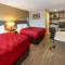 Econo Lodge Inn & Suites