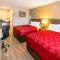 Econo Lodge Inn & Suites - Pincher Creek