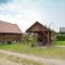 Happy Bison - A 5 Bedroom House With A Garden