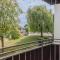 Ferienwohnpark Immenstaad am Bodensee Zwei-Zimmer-Apartment 53 09