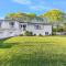 Spacious Modern Home with Separate In Law Suite, Walk to the Beach and Restaurants - يارموث