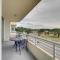 Beachfront Biloxi Condo Balcony and Community Perks - بيلوكسي