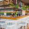 Luxury Four Seasons Life Sea Front Apartment 6-C