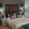 At The Nest Bed & Breakfast Guesthouse - Aliwal North