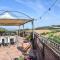 Villa with indoor and outdoor pool near Todi