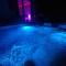 Studio jacuzzi prive - 加龙河畔波泰