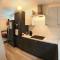 King St Cosy - wood stove & ice maker