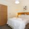BOURNECOAST: TOWN CENTRE - WALK TO BEACH - FM3198