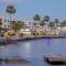 Beautiful Apartment in Harbour Paphos, Central & Close to Beach