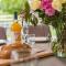 Old Harrow Barn by Bloom Stays