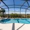 Plenty of Space, Games Room, and Your Own Private Pool - Davenport