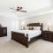 Plenty of Space, Games Room, and Your Own Private Pool - Davenport