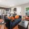 Stylish and Cozy 1-BR Detroit