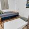 Chic Vibrant Dtwn Apartment