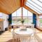 Home near Port Isaac sleeps 10 - 以撒港