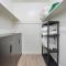 Spacious 2 Apt Combo Sleeps 12 Pool and Pets - Austin
