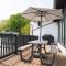 Gateside Chalets 6 Bedroom Hot Tub Near Village