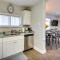 Hampton Home with Grill Less Than 1 Mi to Beach!