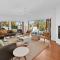 14 Cooran Court
