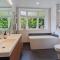 Camellia House - Elevator Access, Swimming, and Spa Pools