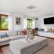 Byron Blisshouse - multi-home retreat with pool