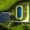 Byrons Brae - luxury hinterland estate with pool