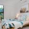 Melaleuca - luxury 4BR retreat with pool - Suffolk Park