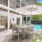 Pompano House Byron Bay - 4 BR home with pool - سوفولك بارك