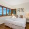 Quiksilver Apartments