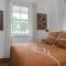 Gidgets House - renovated beach house with hot tub