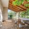 Vransko Lake House