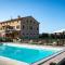Stunning Home In Treia With Outdoor Swimming Pool And 6 Bedrooms - Appignano