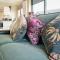 Pass the Keys City Centre Incredible 2BR Corner Apt with Balcony - Belfast